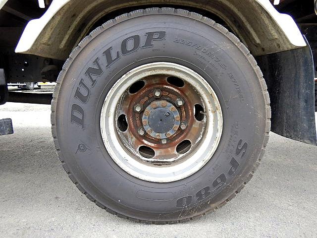 いすゞフォワードクレーン3段中型（4t）[写真22]