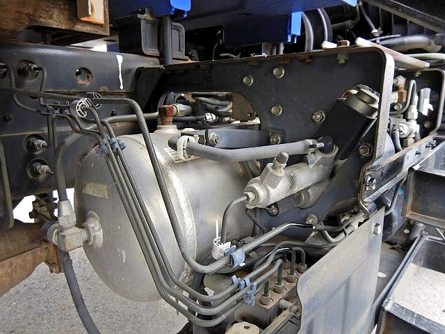 いすゞフォワードクレーン3段中型（4t）[写真33]