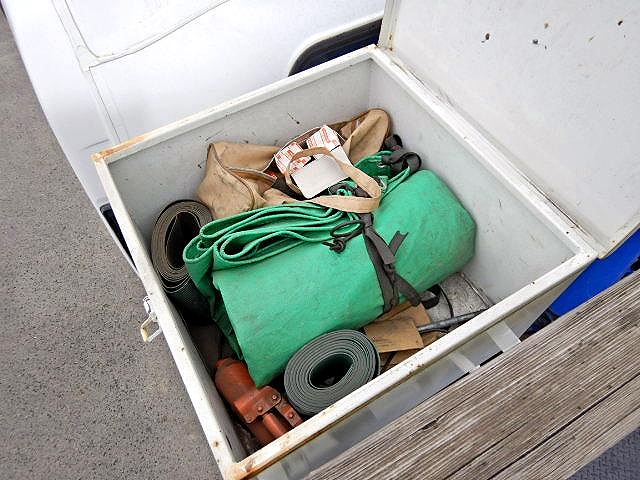 いすゞフォワードクレーン3段中型（4t）[写真36]