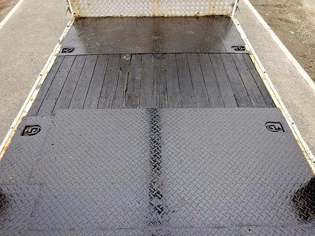 いすゞフォワードクレーン3段中型（4t）[写真09]