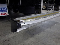 いすゞエルフアルミバン小型（2t・3t）[写真25]