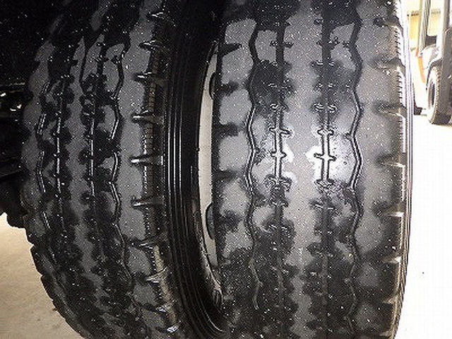 いすゞエルフアルミバン小型（2t・3t）[写真28]