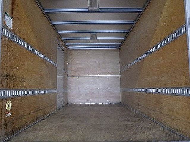 いすゞエルフアルミバン小型（2t・3t）[写真06]