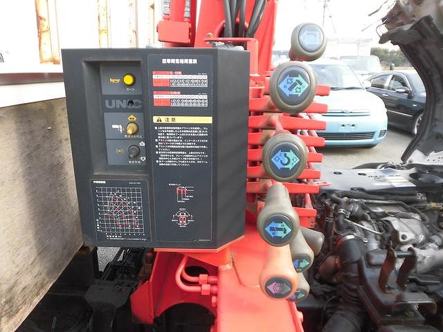 いすゞエルフクレーン3段小型（2t・3t）[写真10]