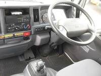 いすゞエルフクレーン3段小型（2t・3t）[写真30]