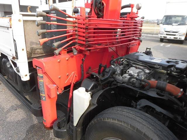 いすゞエルフクレーン3段小型（2t・3t）[写真07]