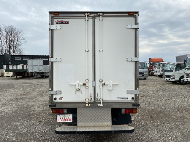 日野デュトロ冷凍車（冷蔵車）小型（2t・3t）[写真10]