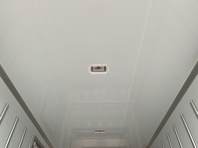 日野デュトロ冷凍車（冷蔵車）小型（2t・3t）[写真14]