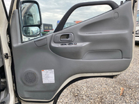 日野デュトロ冷凍車（冷蔵車）小型（2t・3t）[写真31]