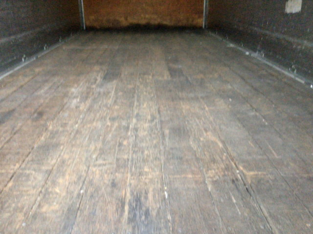 UDトラックスコンドルアルミウイング中型（4t）[写真13]