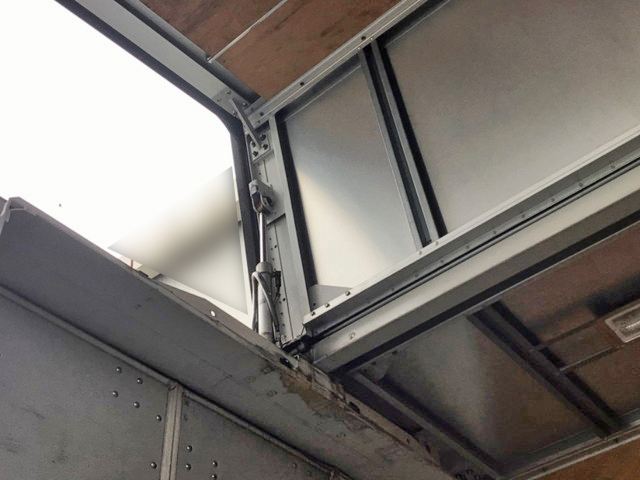 UDトラックスコンドルアルミウイング中型（4t）[写真15]