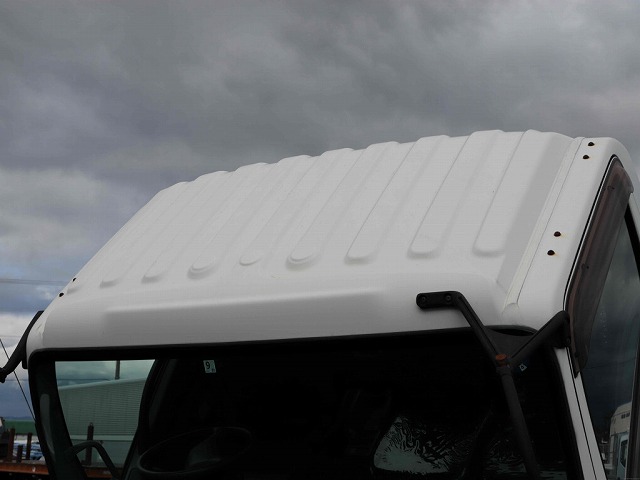 いすゞフォワード平ボディ中型（4t）[写真14]