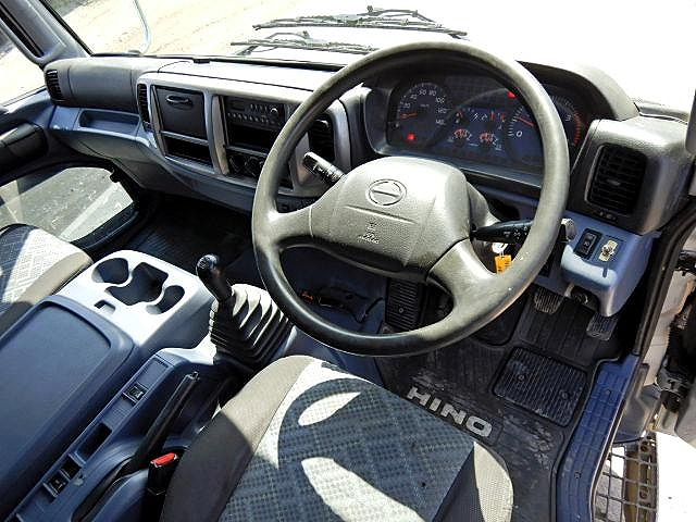 日野レンジャーコンテナ専用車中型（4t）[写真10]