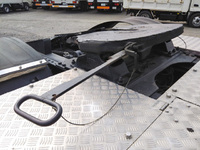 UDトラックスクオントレーラーヘッド（トラクターヘッド）大型（10t）[写真12]