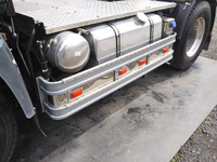 UDトラックスクオントレーラーヘッド（トラクターヘッド）大型（10t）[写真16]