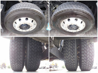 UDトラックスクオントレーラーヘッド（トラクターヘッド）大型（10t）[写真18]