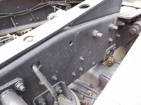 UDトラックスクオントレーラーヘッド（トラクターヘッド）大型（10t）[写真21]