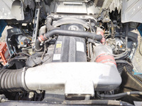 UDトラックスクオントレーラーヘッド（トラクターヘッド）大型（10t）[写真24]