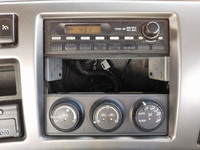 UDトラックスクオントレーラーヘッド（トラクターヘッド）大型（10t）[写真36]