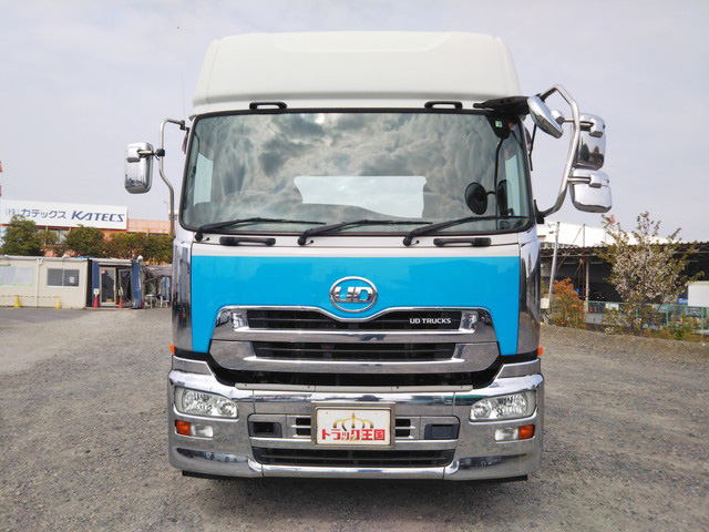UDトラックスクオントレーラーヘッド（トラクターヘッド）大型（10t）[写真07]