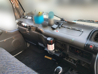 いすゞエルフアルミブロック小型（2t・3t）[写真24]