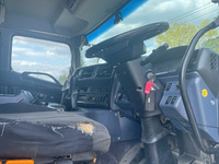 日野プロフィアセルフクレーン4段大型（10t）[写真32]