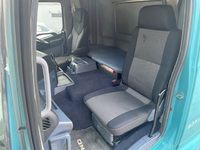 日野プロフィアセルフクレーン4段大型（10t）[写真33]