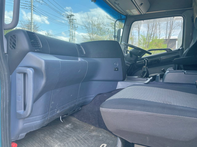 日野プロフィアセルフクレーン4段大型（10t）[写真34]