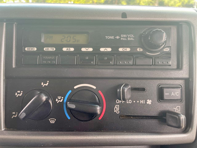 日野プロフィアセルフクレーン4段大型（10t）[写真38]