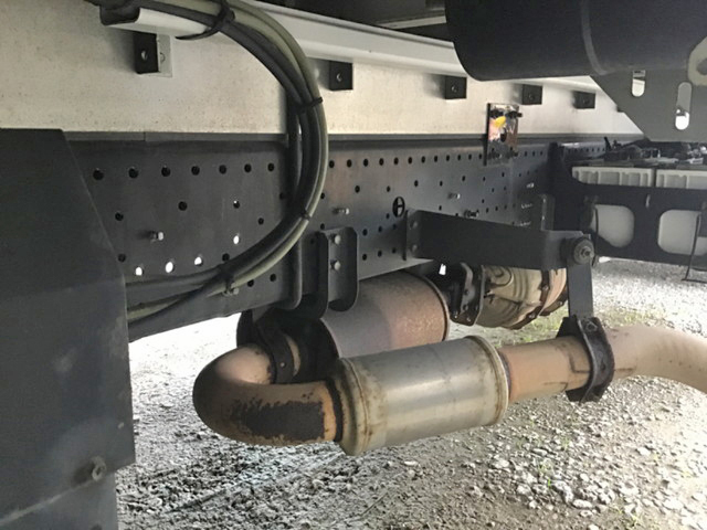 いすゞフォワードアルミウイング中型（4t）[写真12]