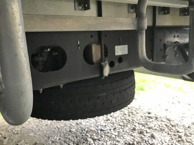 いすゞフォワードアルミウイング中型（4t）[写真13]