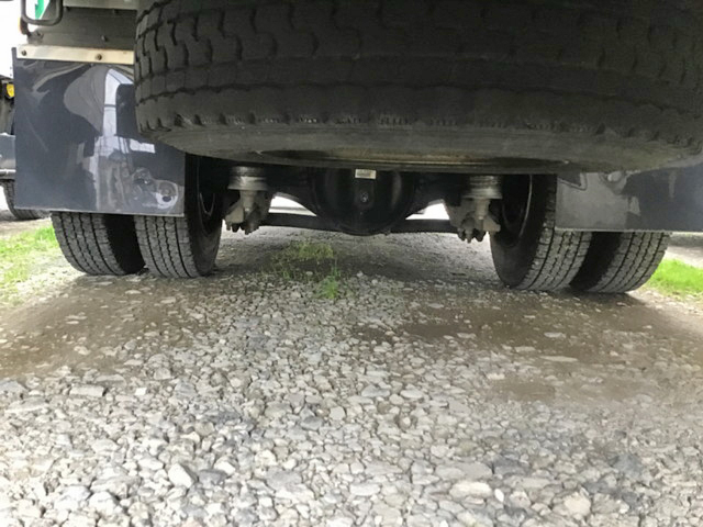 いすゞフォワードアルミウイング中型（4t）[写真15]