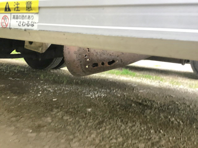 いすゞフォワードアルミウイング中型（4t）[写真16]