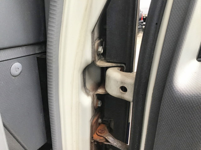 いすゞフォワードアルミウイング中型（4t）[写真18]