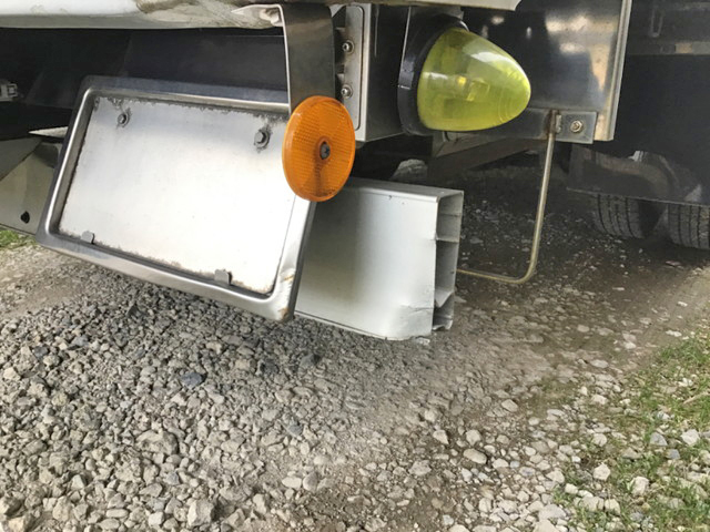 いすゞフォワードアルミウイング中型（4t）[写真09]