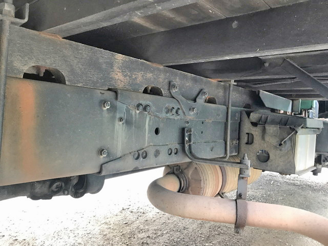 三菱ふそうファイタークレーン4段増トン（6t・8t）[写真10]