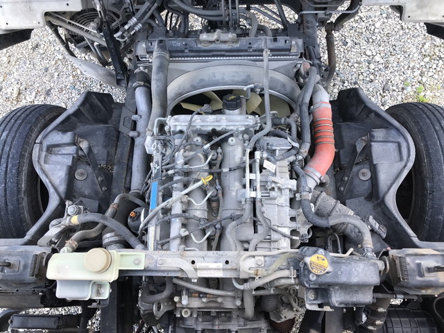 三菱ふそうキャンター平ボディ小型（2t・3t）[写真20]