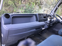 三菱ふそうキャンター平ボディ小型（2t・3t）[写真29]