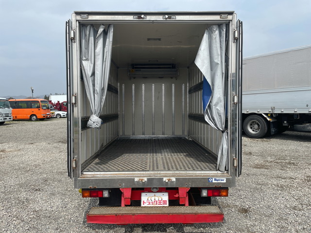 三菱ふそうキャンターガッツ冷凍車（冷蔵車）小型（2t・3t）[写真10]