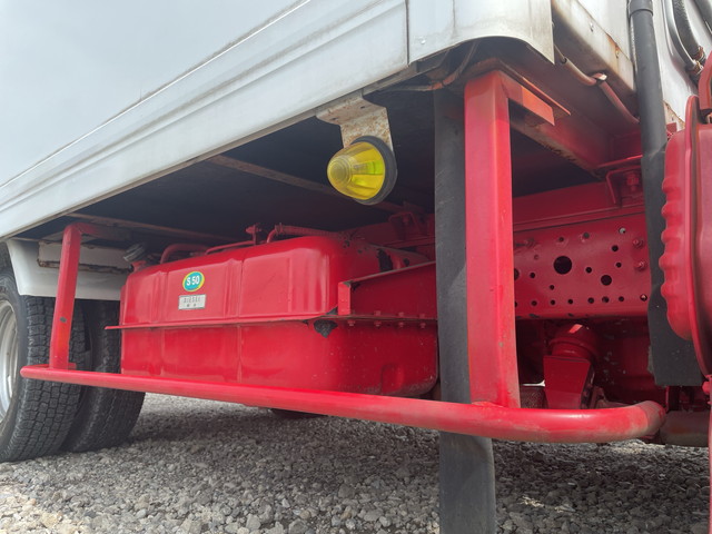 三菱ふそうキャンターガッツ冷凍車（冷蔵車）小型（2t・3t）[写真14]