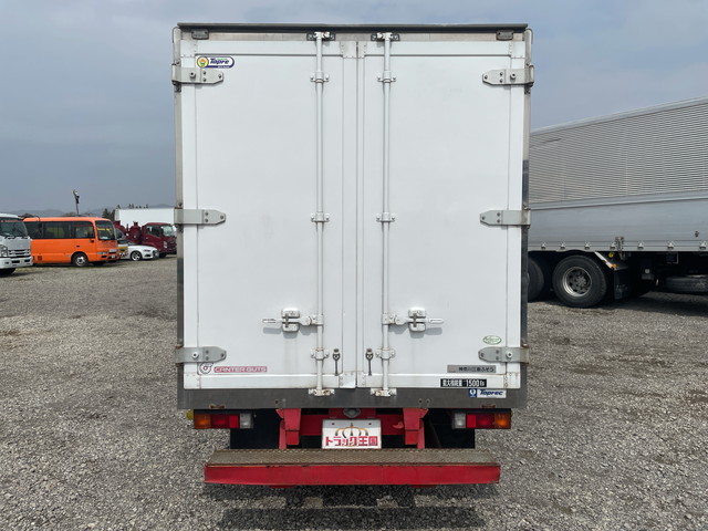 三菱ふそうキャンターガッツ冷凍車（冷蔵車）小型（2t・3t）[写真09]