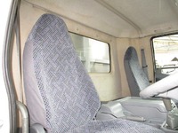 三菱ふそうファイターアルミウイング中型（4t）[写真23]