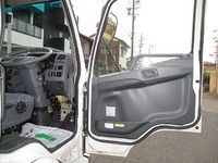 三菱ふそうファイターアルミウイング中型（4t）[写真24]