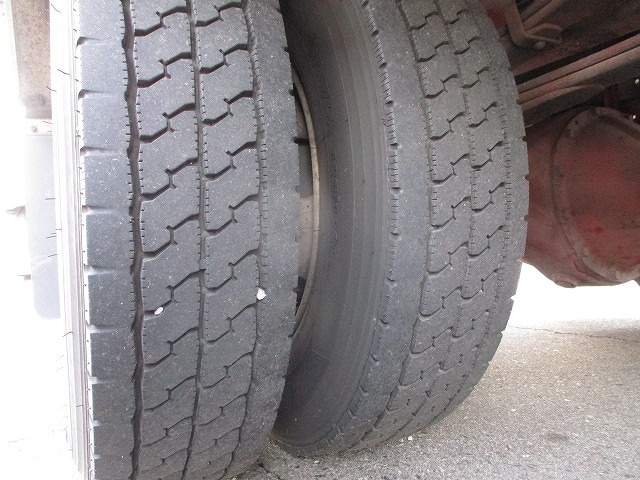 三菱ふそうファイターアルミウイング中型（4t）[写真37]