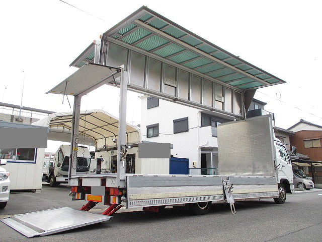 三菱ふそうファイターアルミウイング中型（4t）[写真05]