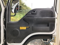 いすゞエルフユニック3段小型（2t・3t）[写真21]