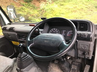 いすゞエルフユニック3段小型（2t・3t）[写真26]