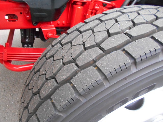 三菱ふそうファイターセルフクレーン4段増トン（6t・8t）[写真12]