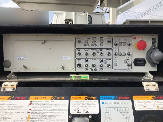 いすゞエルフ高所作業車小型（2t・3t）[写真14]
