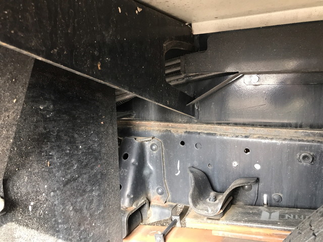 いすゞエルフ高所作業車小型（2t・3t）[写真20]